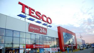 Tesco likwiduje sklepy w Polsce Co dalej z Brytyjską siecią Biuro